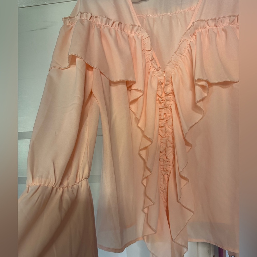 Venus Women's Peach Ruffle Top Brand New - Picture 3 of 8